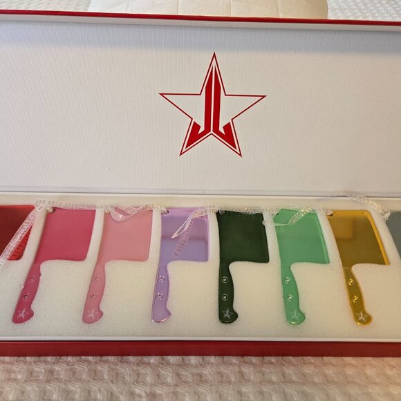 **SALE**JEFFREE STAR BEAUTY KILLER ORNAMENT SET - Picture 2 of 6